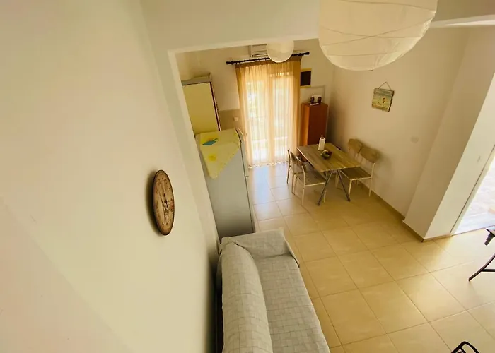 Chrisa's * סקאלה פוטאמיאס